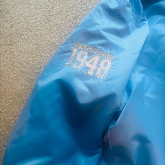 L.A. LAKERS  THROW BACK VINTAGE  JACKET REVERSE-ABLE - Picture 5 of 9